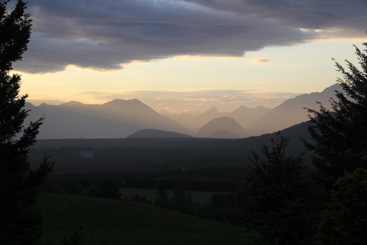 Hostel Barnyard Backpackers Te Anau Exterior foto