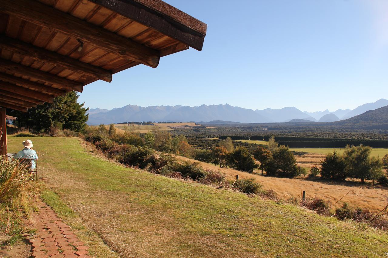 Hostel Barnyard Backpackers Te Anau Exterior foto